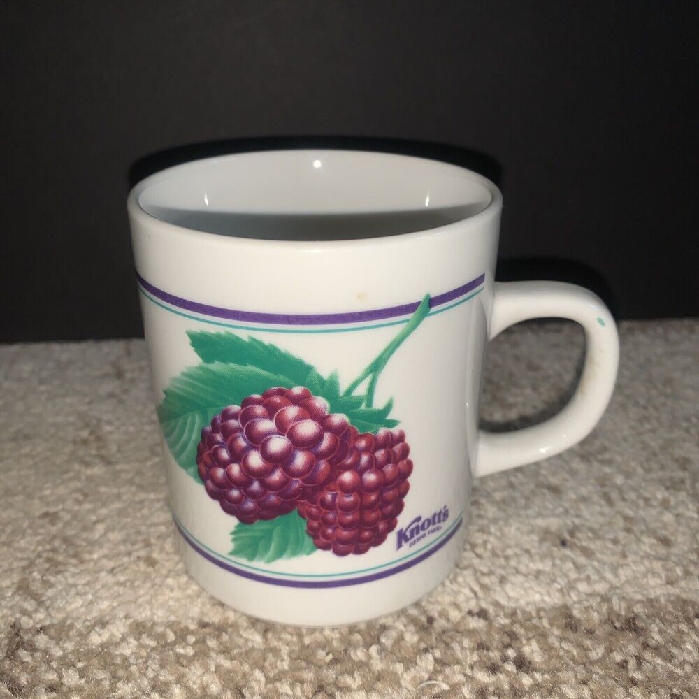 KNOTT'S BERRY FARM MUG BERRY CUP VINTAGE PROMOTIONAL